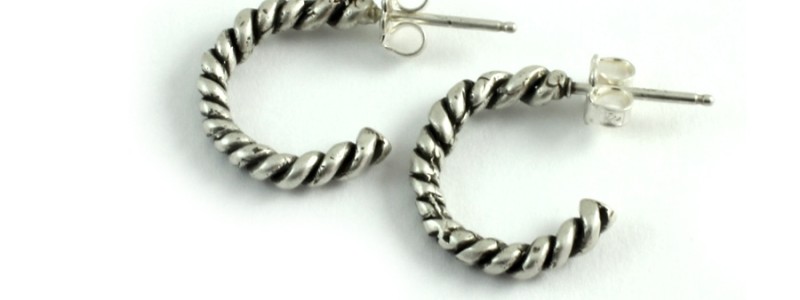 Twist Hoops