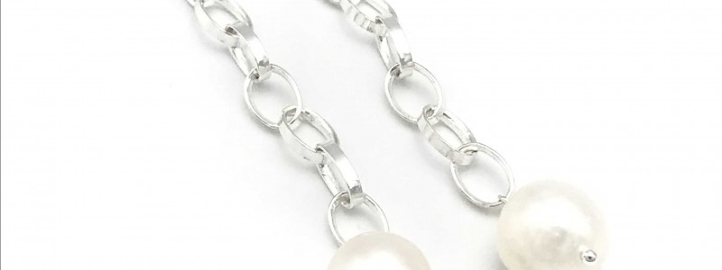 Pearl-Edge-Earrings