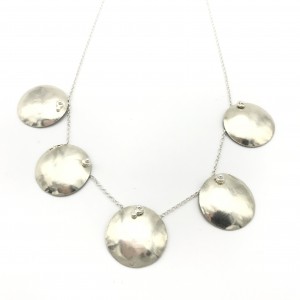 Five-Disc-necklace-product