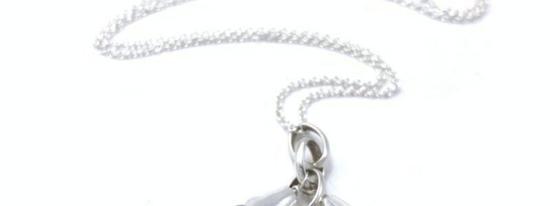 Calla-lily-water-necklace